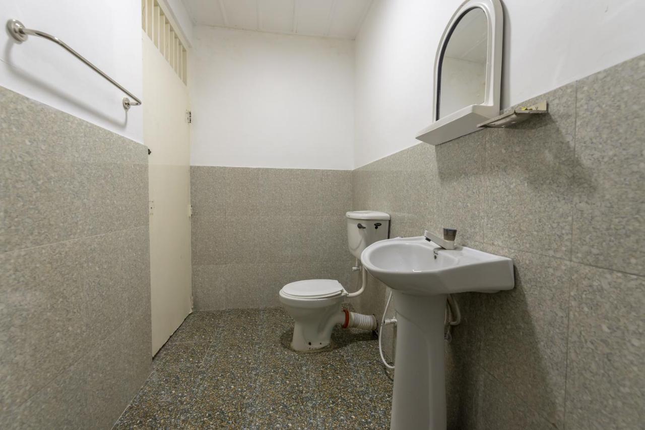 Oyo 102 Metro Marine Drive Hotel Kolombo Zewnętrze zdjęcie